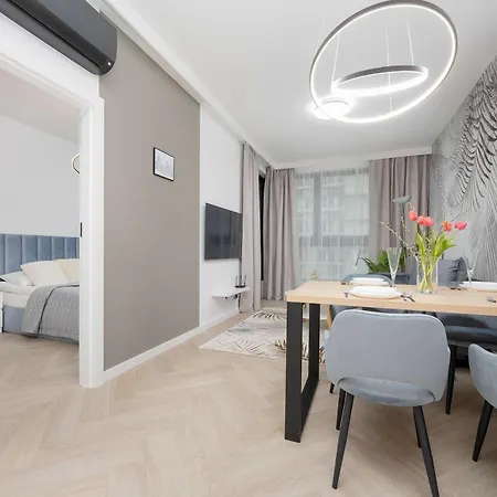 Apartament Grzybowska Stylish With Air Conditioning In Wola By Renters *