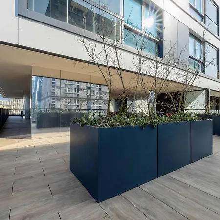 Grzybowska Stylish With Air Conditioning In Wola By Renters *